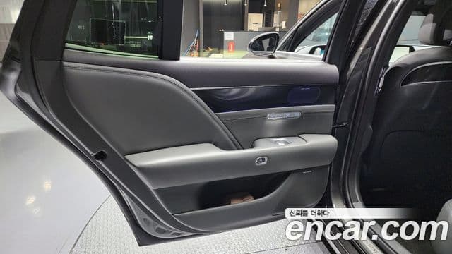 Genesis G90 2023 — Şəkil 29/38