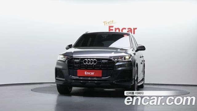 Audi Q7 2022 — ფოტო 3/20