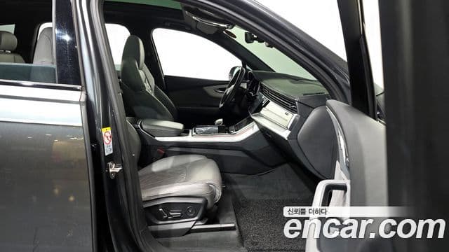 Audi Q7 2022 — ფოტო 11/20