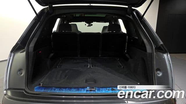 Audi Q7 2022 — ფოტო 20/20