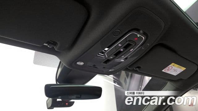 Audi Q7 2022 — Photo 20/34