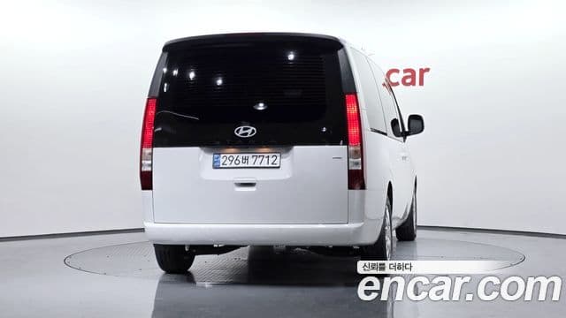 Hyundai Staria 2024 — Şəkil 4/20
