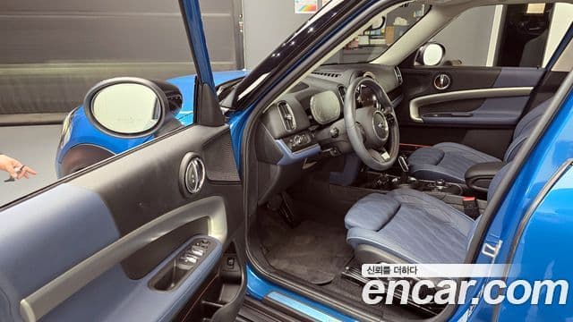Mini Cooper S Countryman 2023 — ფოტო 10/20