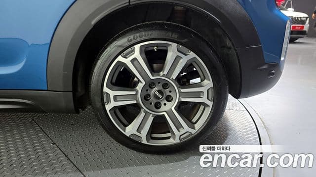 Mini Cooper S Countryman 2023 — Photo 3/31