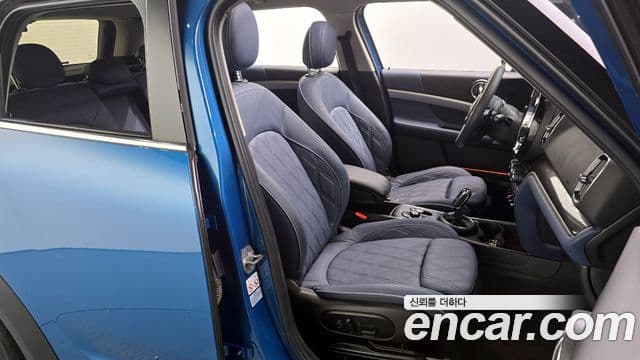 Mini Cooper S Countryman 2023 — Photo 5/31