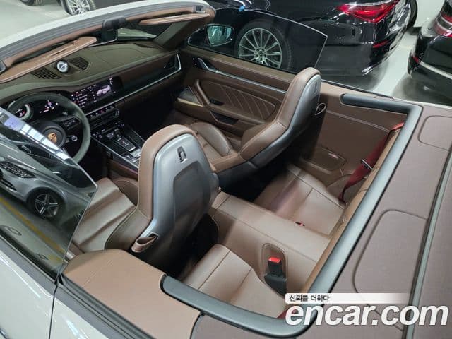 Porsche 911 2023 — Şəkil 17/20