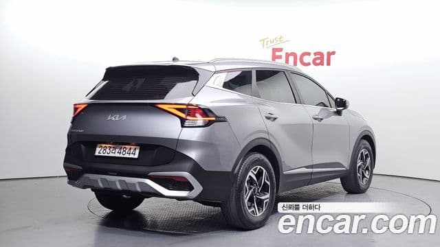 Kia Sportage 2022 — Şəkil 2/20