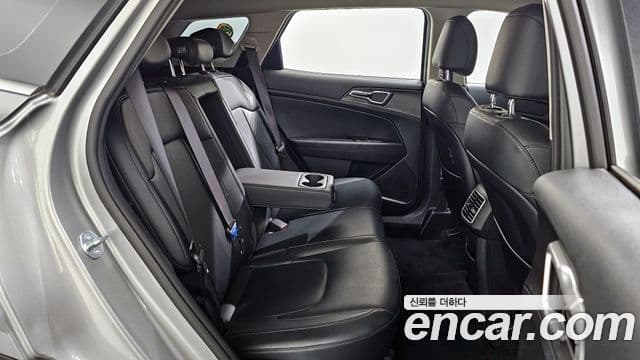 Kia Sportage 2023 — ფოტო 12/20