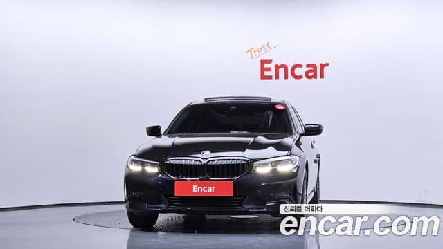 BMW 3 Series 2019 — Şəkil 2/20