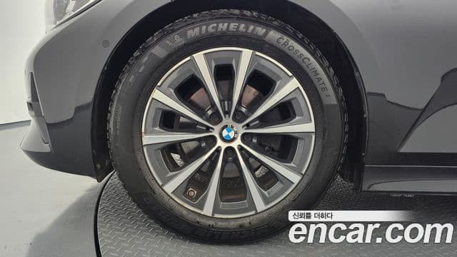 BMW 3 Series 2019 — Şəkil 4/20