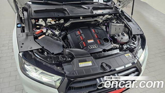 Audi Q5 2020 — Şəkil 6/20