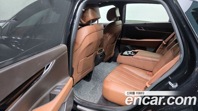 Genesis Electrified G80 2023 — Şəkil 12/20