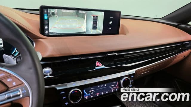 Genesis Electrified G80 2023 — Şəkil 18/20