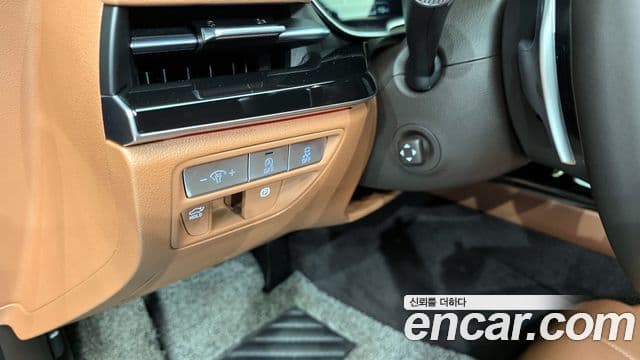 Genesis Electrified G80 2023 — Şəkil 19/20