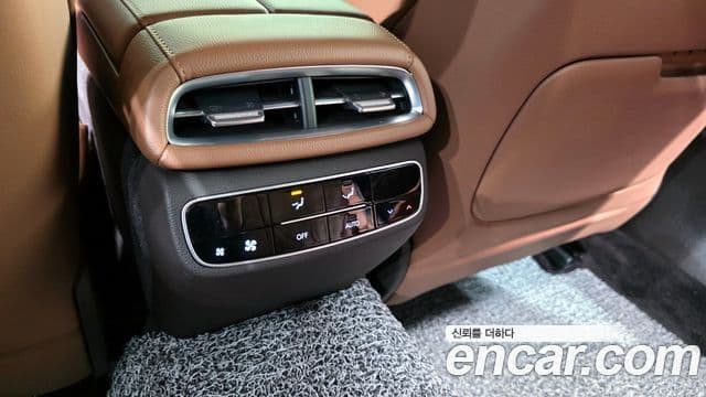 Genesis G80 2023 — Photo 6/36