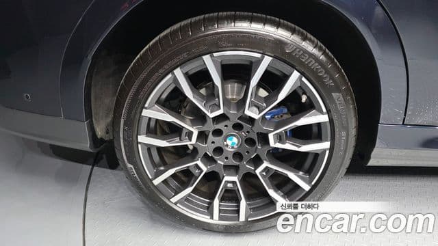 BMW X6 2025 — Photo 21/34