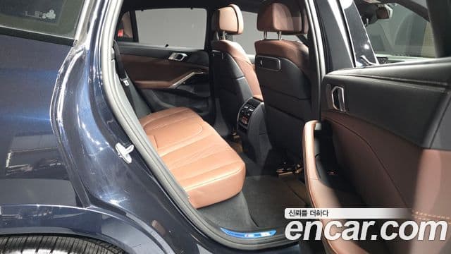 BMW X6 2025 — Photo 29/34
