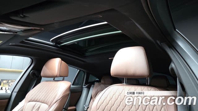 BMW X6 2025 — Photo 19/34