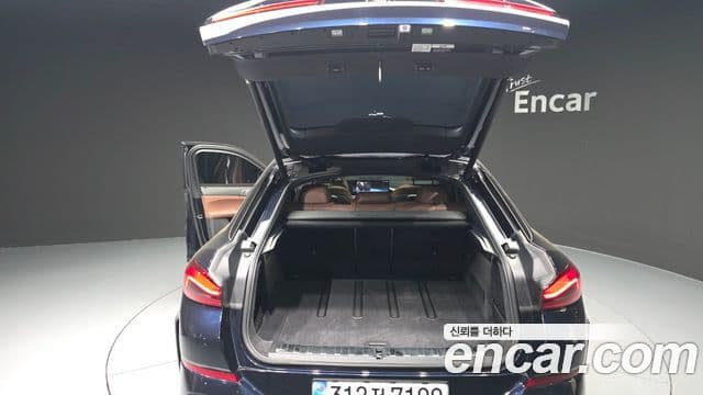 BMW X6 2025 — Photo 33/34