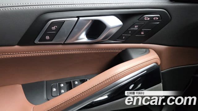 BMW X6 2025 — Photo 18/34