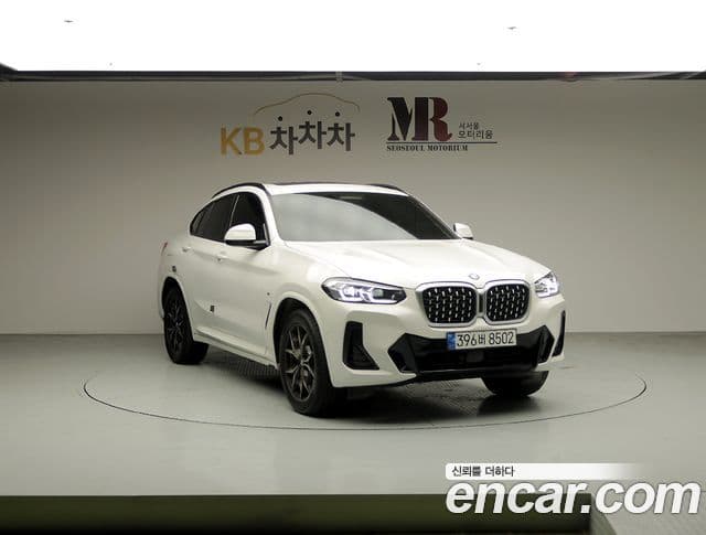 BMW X4 2022 — Photo 17/20