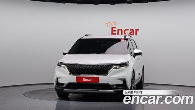 Kia Carnival 2021 — Фото 3/20