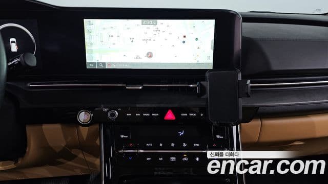 Kia Carnival 2021 — Фото 14/20