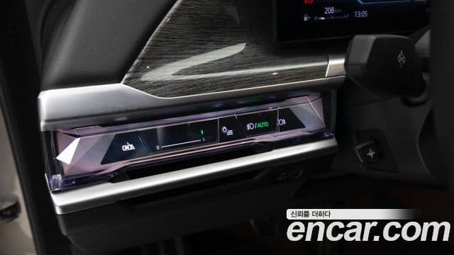 BMW 7 Series 2024 — Фото 13/20