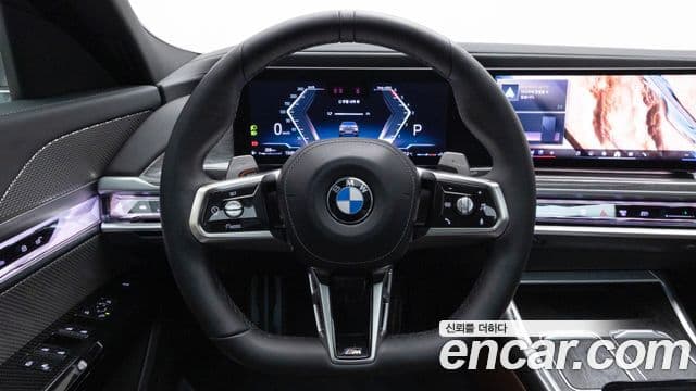 BMW 7 Series 2024 — Фото 14/20