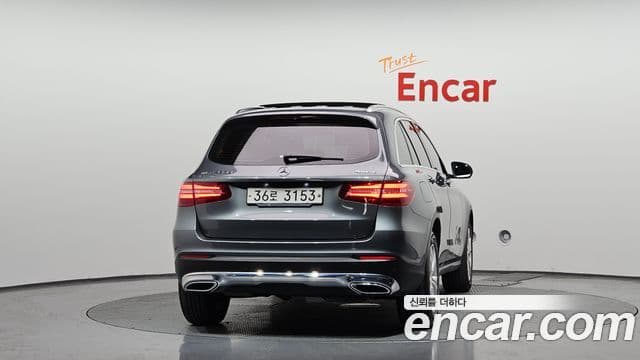 Mercedes-Benz GLC-Class 2018 — Şəkil 4/20