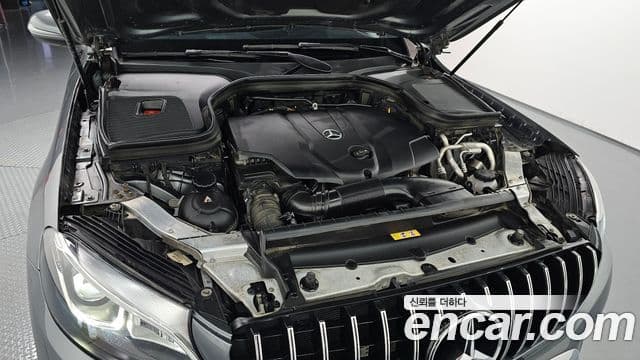 Mercedes-Benz GLC-Class 2018 — Şəkil 6/20
