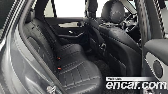 Mercedes-Benz GLC-Class 2018 — Şəkil 12/20