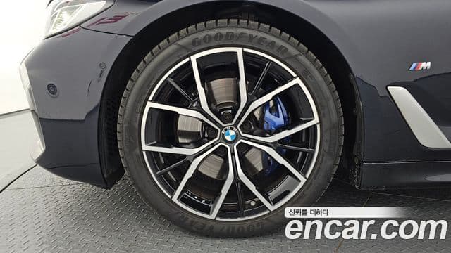 BMW 5 Series 2022 — Şəkil 5/20