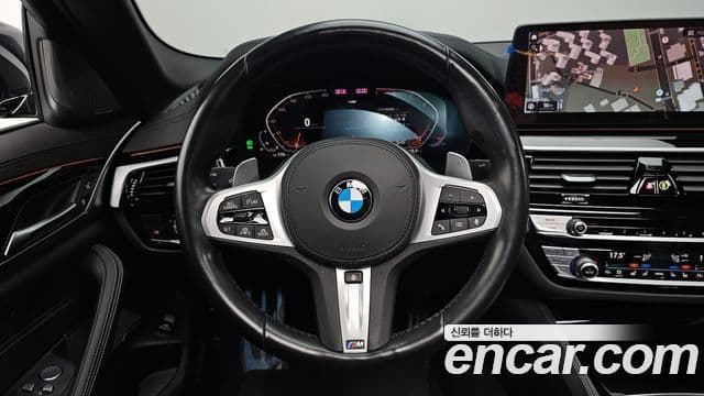 BMW 5 Series 2022 — Şəkil 13/20