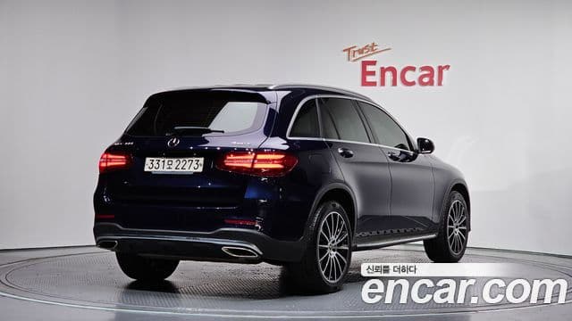 Mercedes-Benz GLC-Class 2019 — Şəkil 2/20