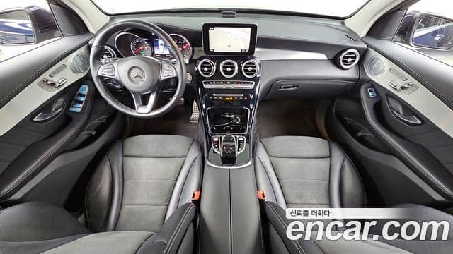 Mercedes-Benz GLC-Class 2019 — Şəkil 7/20