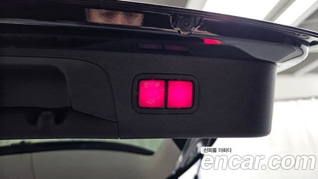 Mercedes-Benz GLC-Class 2019 — Photo 19/33