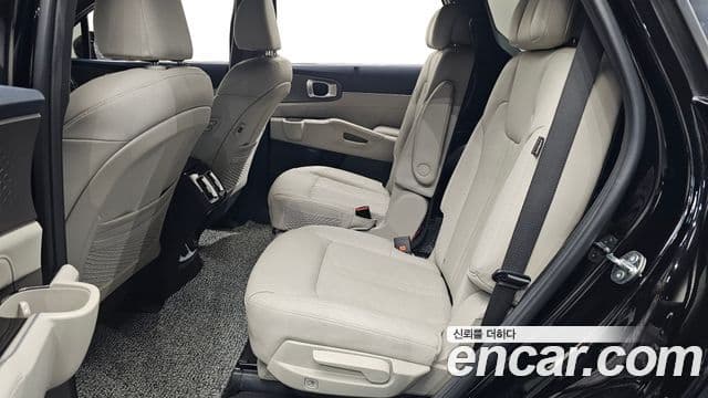 Kia Sorento 2024 — Фото 11/20