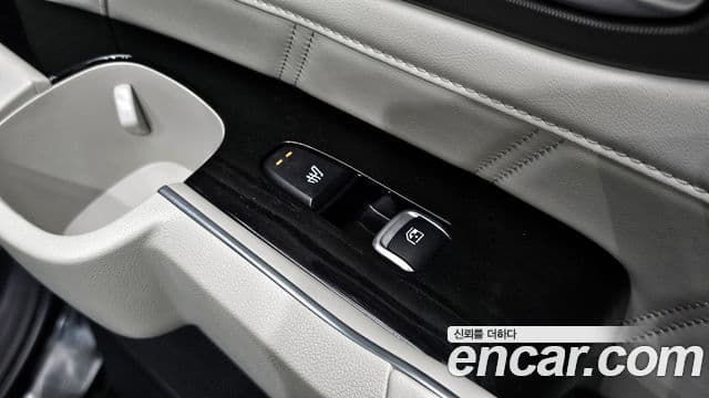 Kia Sorento 2024 — Фото 18/20