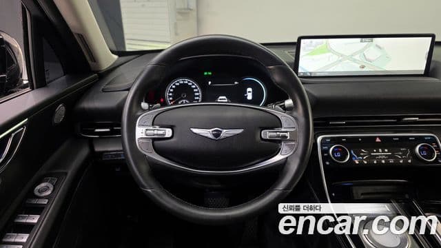 Genesis GV80 2021 — ფოტო 13/20