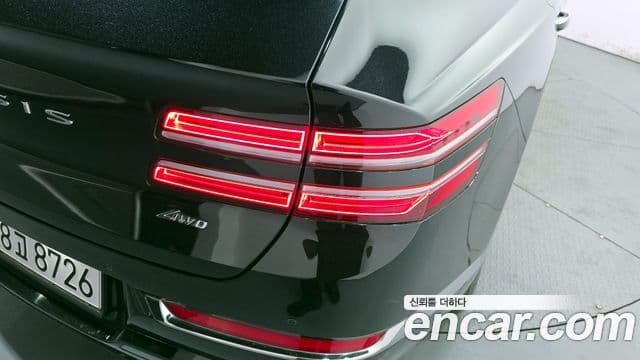 Genesis GV80 2021 — Photo 14/34