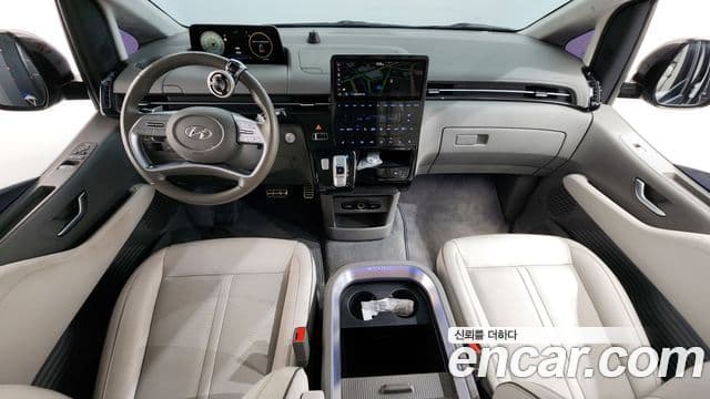Hyundai Staria 2021 — ფოტო 6/20