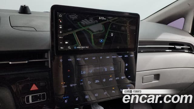 Hyundai Staria 2021 — ფოტო 11/20