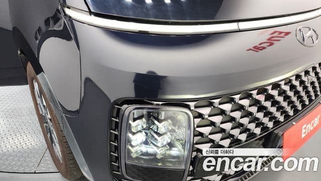 Hyundai Staria 2021 — Photo 23/33