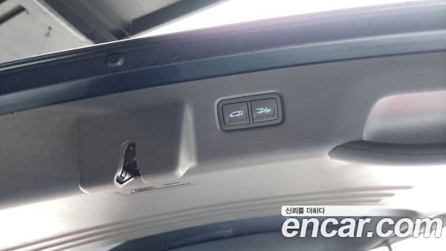 Hyundai Staria 2021 — Photo 27/33