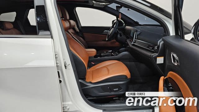 Kia Sportage 2022 — ფოტო 32/38