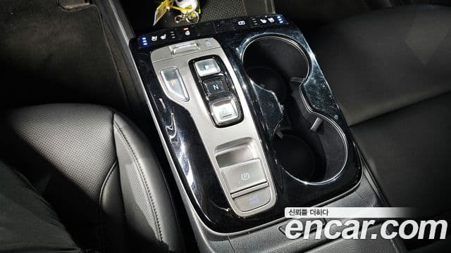 Hyundai Tucson Hybrid 2022 — Photo 6/20