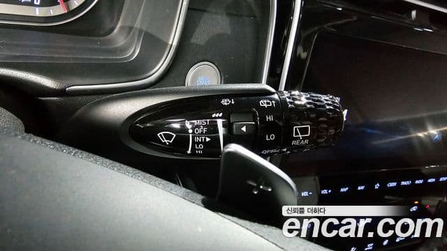 Hyundai Tucson Hybrid 2022 — Photo 8/20