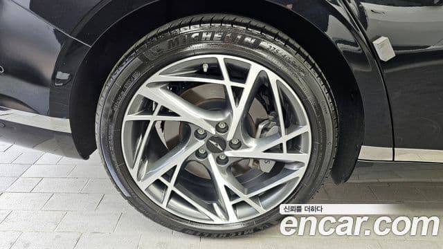 Genesis G90 2022 — Şəkil 5/20