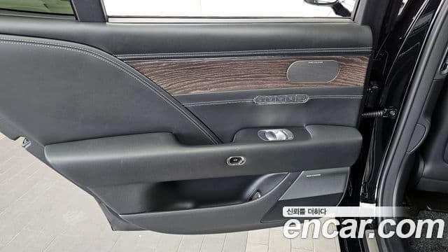 Genesis G90 2022 — Şəkil 36/36